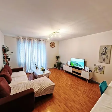 Apartment 70m2 Premium , 3 Pieces, Wi-fi, Parking, Balcon Argenteuil